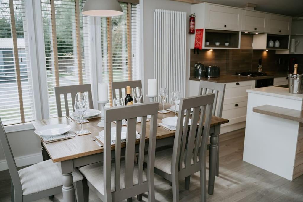 Casa Di Lusso Luxury Lodge 우드홀스파 외부 사진